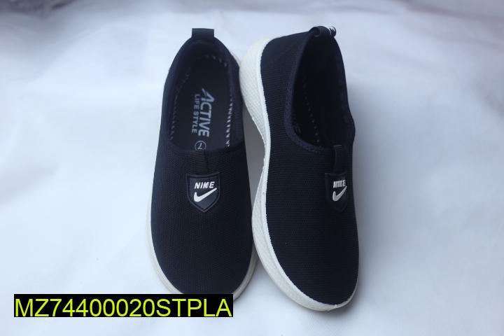 Women's Black Rexine Casual Slip-On Pumps