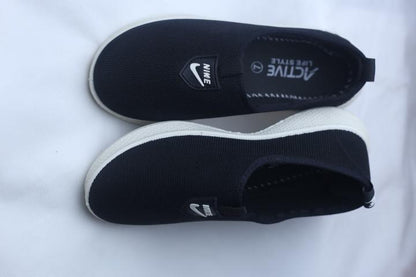 Women's Black Rexine Casual Slip-On Pumps